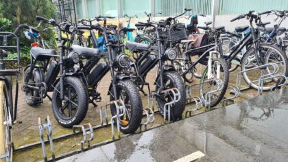 Fatbiker rijdt kind van 4 jaar aan in Veestraat in Helmond
