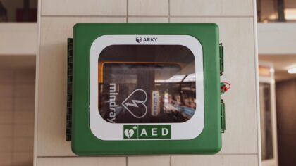 Sportclubs weten niet van subsidie voor aanschaf AED