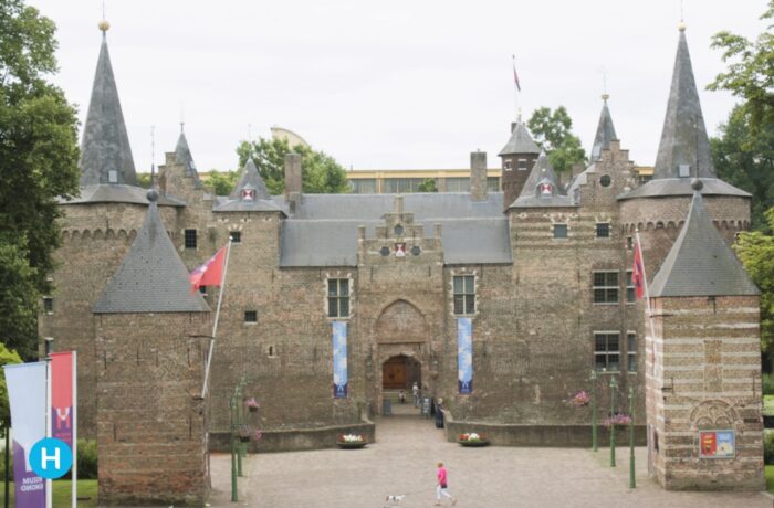 Kunst kijken met muziek en een verteller in ‘Muziek en emotie’ in Museum Helmond