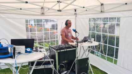 Eerste ‘More than Helmrock’ live vanaf ‘de kemping’