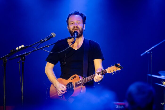 Helmondse Ed Sheeran heet Rudy Bax en treedt op in de Cacaofabriek