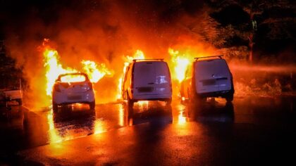 Drie auto’s uitgebrand in Maurickplantsoen
