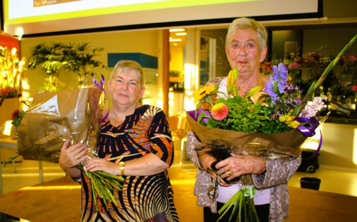 Koninklijke onderscheiding voor Beppie van Kessel en Ria van Mierlo
