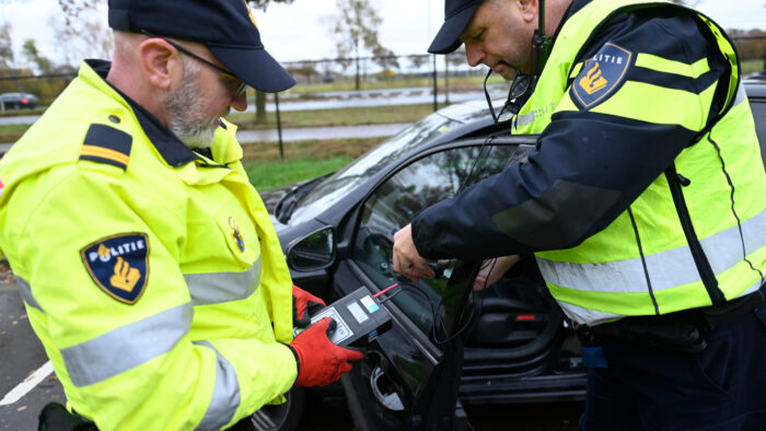 Veel bekeuringen bij grote controle tussen Helmond en Deurne