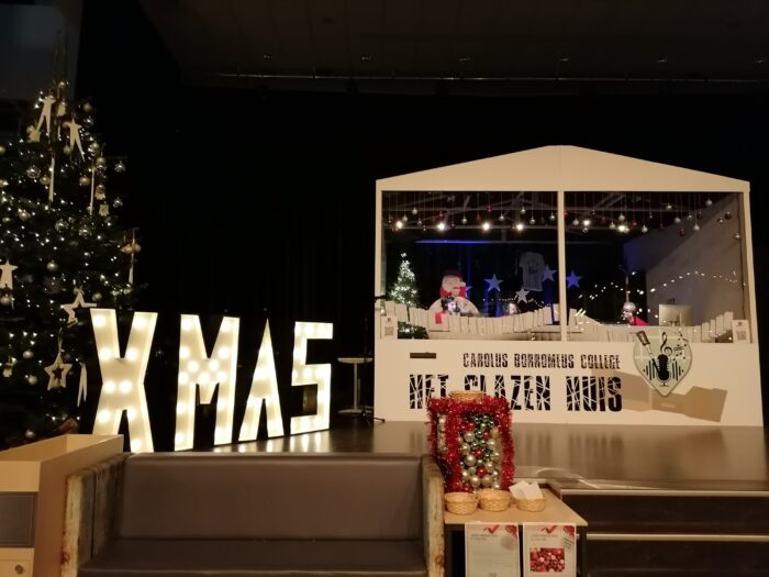 Voor het vijfde jaar weer een Glazen Huis in het Carolus Borromeus College