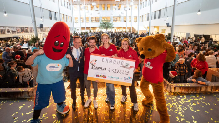 Weer recordopbrengst voor het Glazen Huis Carolus