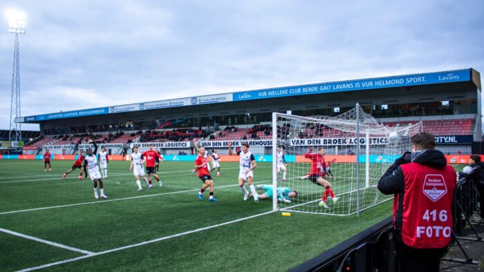 Helmond Sport kan na winst op Jong AZ weer omhoog kijken