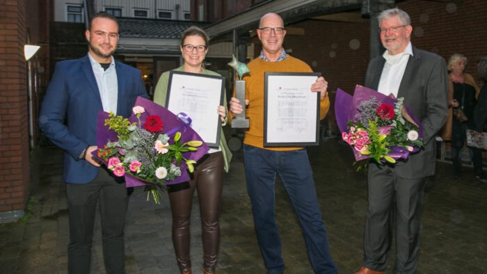 Roelof Jan Bouwknegt en Brandevoorter Courant in de prijzen