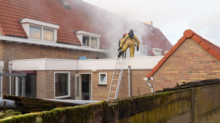 Woningbrand Jan Stevensstraat vermoedelijk door vuurwerk