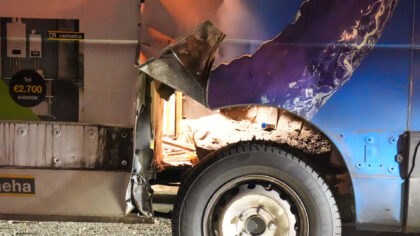 Bus vernield door explosie in Saxofoonstraat Helmond