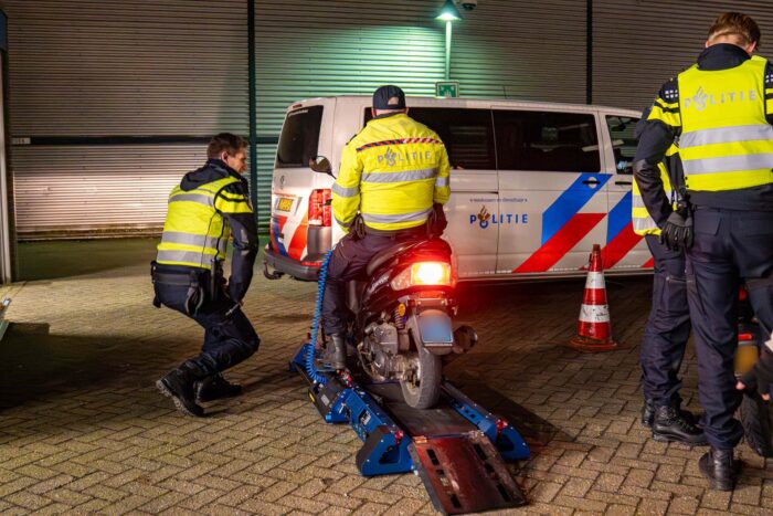 Grote verkeerscontrole in Helmond-Centrum