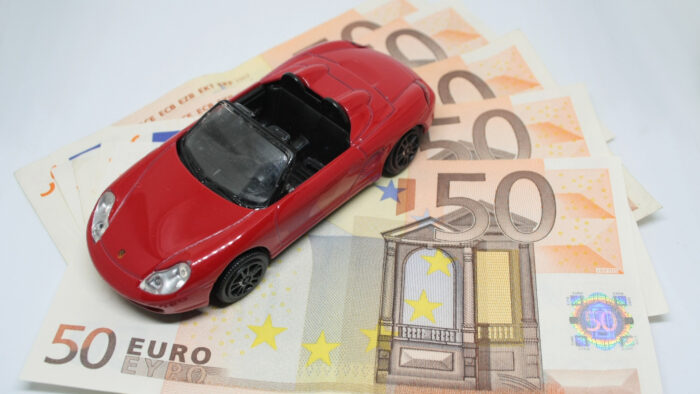 Premieverschillen autoverzekeringen Peelgemeenten lopen op tot 302 euro per jaar