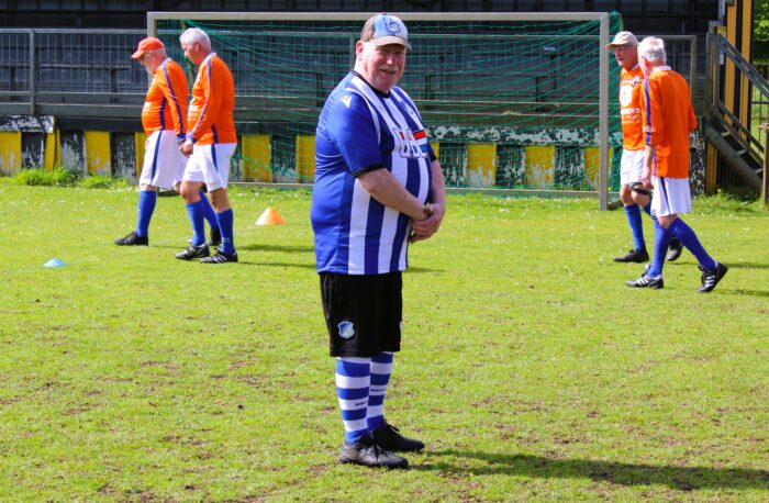 Voetballen zonder te rennen en koppen: Old Stars Helmond winnaars