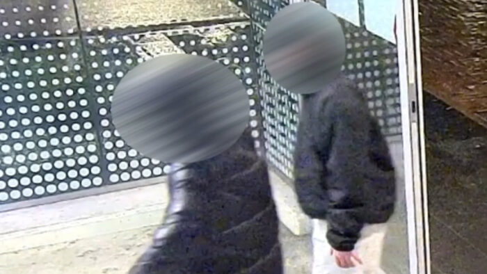 Politie zoekt twee dieven van mountainbike bij Helmonds Stationsplein