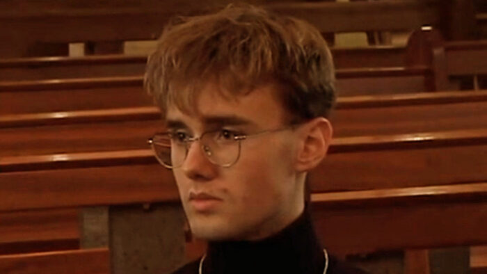 Kersverse dirigent debuteert bij Het Helmonds Kamerkoor in Sint-Trudokerk in Stiphout