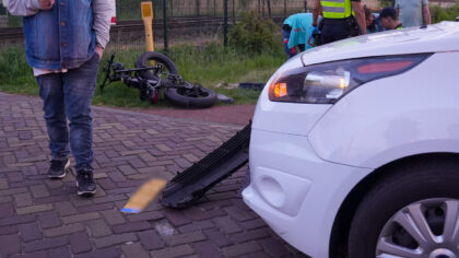 Man op fatbike raakt gewond na botsing met auto in Helmond