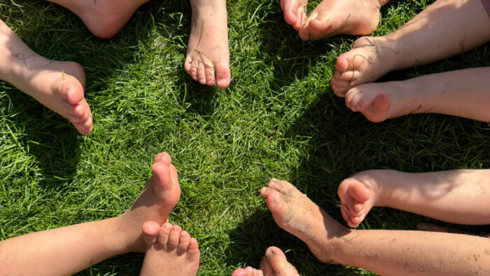 Kinderopvang Wiedewei Helmond trapt af met Blote Voetenweek