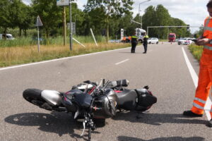 Motorrijder onderuit op A270: weg tijdelijk afgesloten