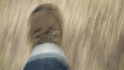 Jonge vrouw rende in paniek de straat op na verkrachting tijdens carnaval