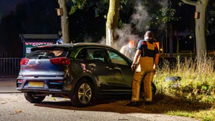 Auto in brand op Brandevoortse Dreef na ongeluk