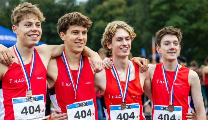 HAC Helmond verovert brons op NK ondanks dubbele start
