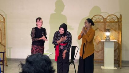 Dit is Helmond-presentatrice Inge Dümpel ontvangt onderscheiding in Indonesië