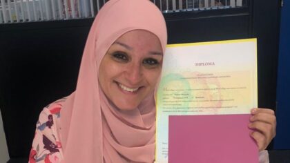 Youssra Douiyeb behaalde na 31 jaar haar vwo-diploma