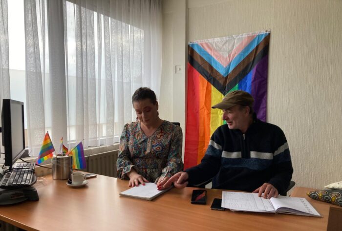 Regenboog Gedachte roept Helmond op om de vlag te hijsen: ‘Hoe meer, hoe beter’
