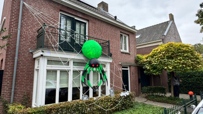Dit is Halloween: De horrorclown van Brandevoort maakt van Halloween een show