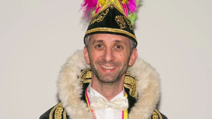 De Brandeliers presenteren Prins Bart I en Adjudant Arjan