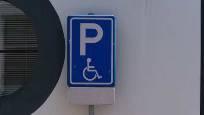 Invoering ParkerenPlus voor gehandicaptenplaatsen in Helmond vertraagd