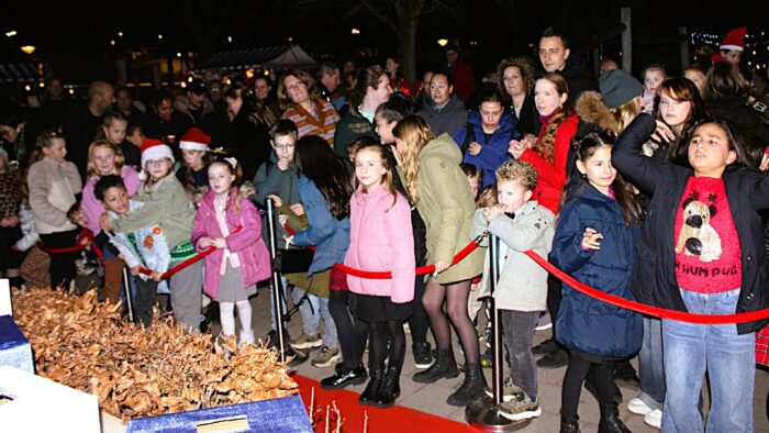 Thomas wordt directeur voor 1 dag op Montessorischool Helmond