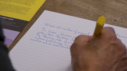 [VIDEO] Schrijf mee voor Write for Rights van Amnesty: ‘Ze hebben hard hulp nodig’