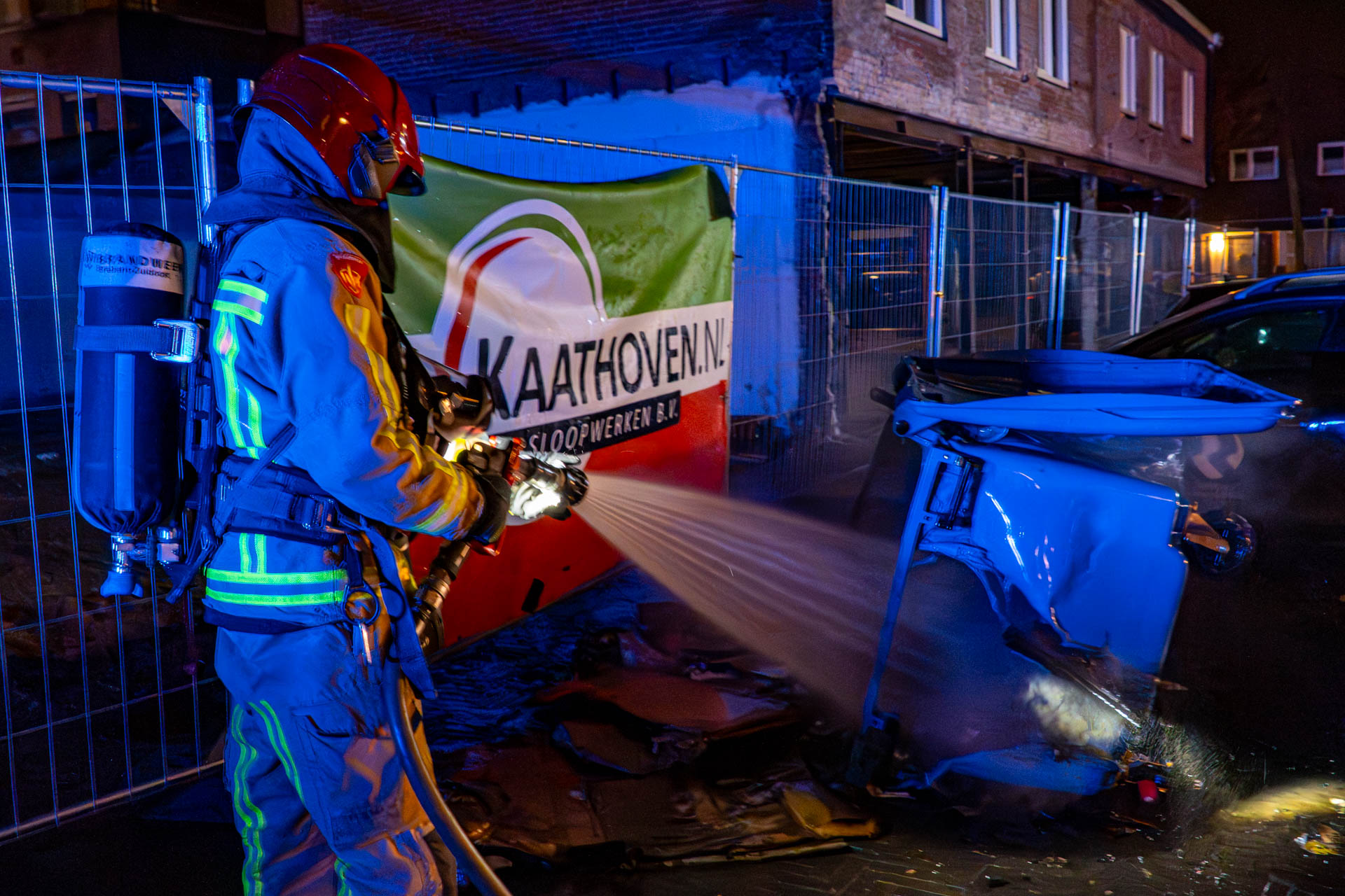 Brand in opslag flat aan de Wieken