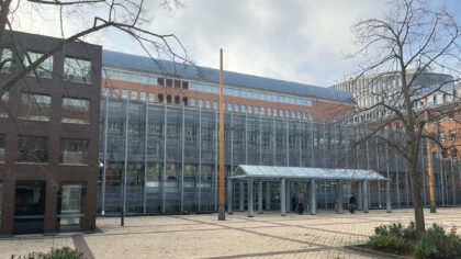 Achttien maanden gevangenisstraf voor Helmonder die onzedelijk meisjes benaderde