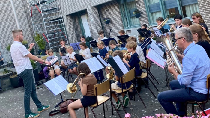 Fanfare De Vooruitgang en Zangkoor Xango slaan handen ineen voor nieuwjaarsconcert