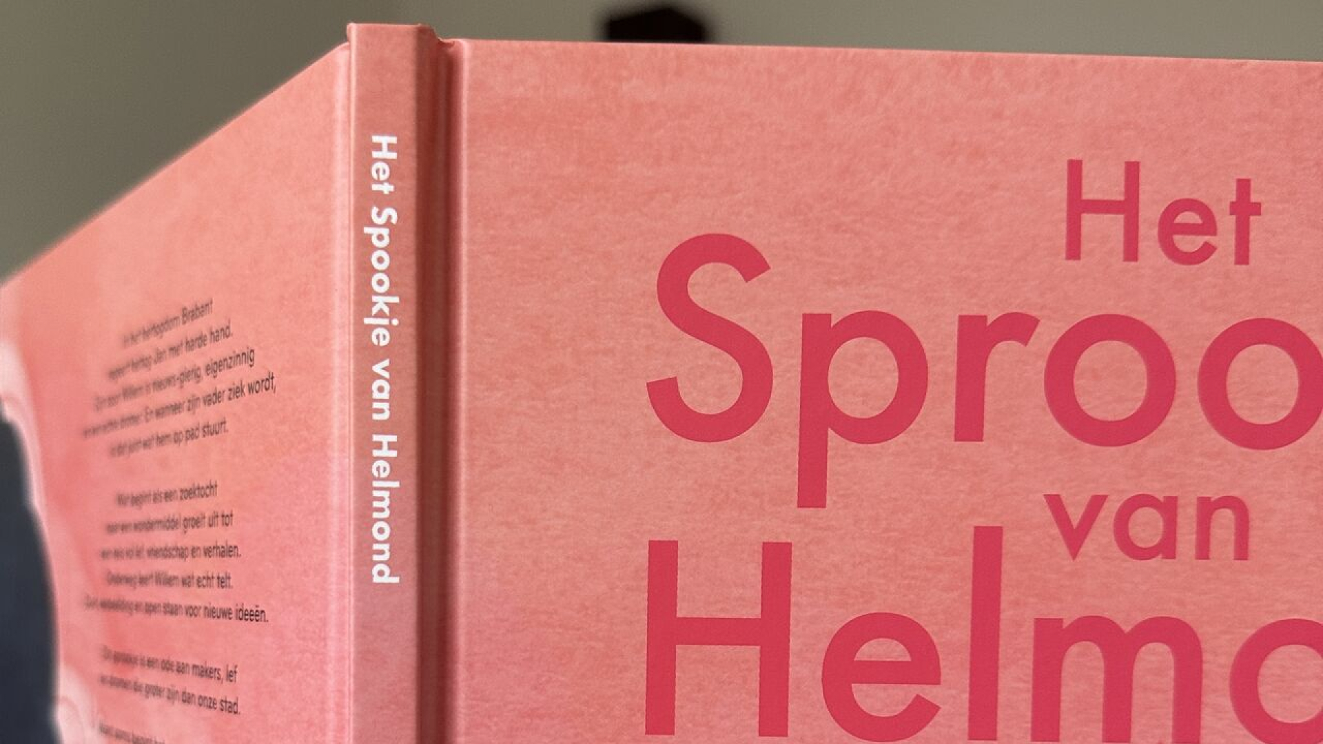 Drukfout maakt boek Thomas van der Heiden onverwacht uniek: ‘Het Spookje van Helmond’