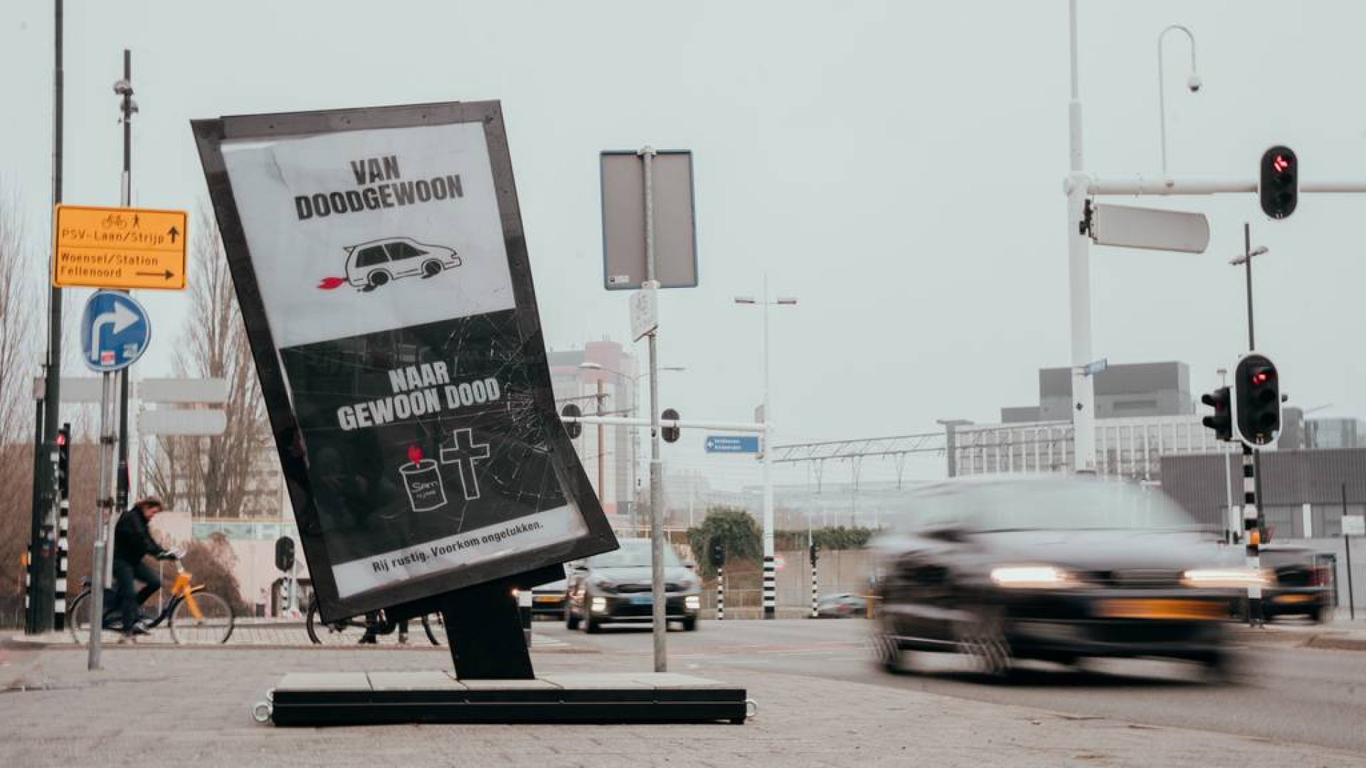‘Van doodgewoon naar gewoon dood’: harde campagne tegen roekeloos rijgedrag