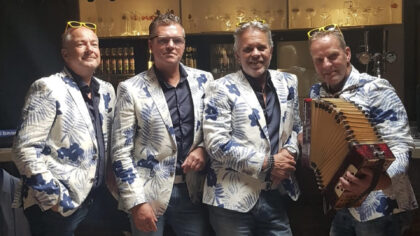 Zanggroep De Medlies stopt! Laatste optreden op Koningsdag op het Havenplein in Helmond