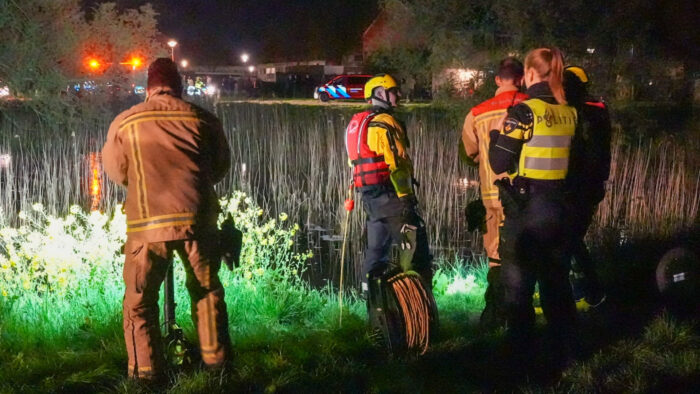 Hulpdiensten op zoek naar persoon in het water; Vermiste is gevonden
