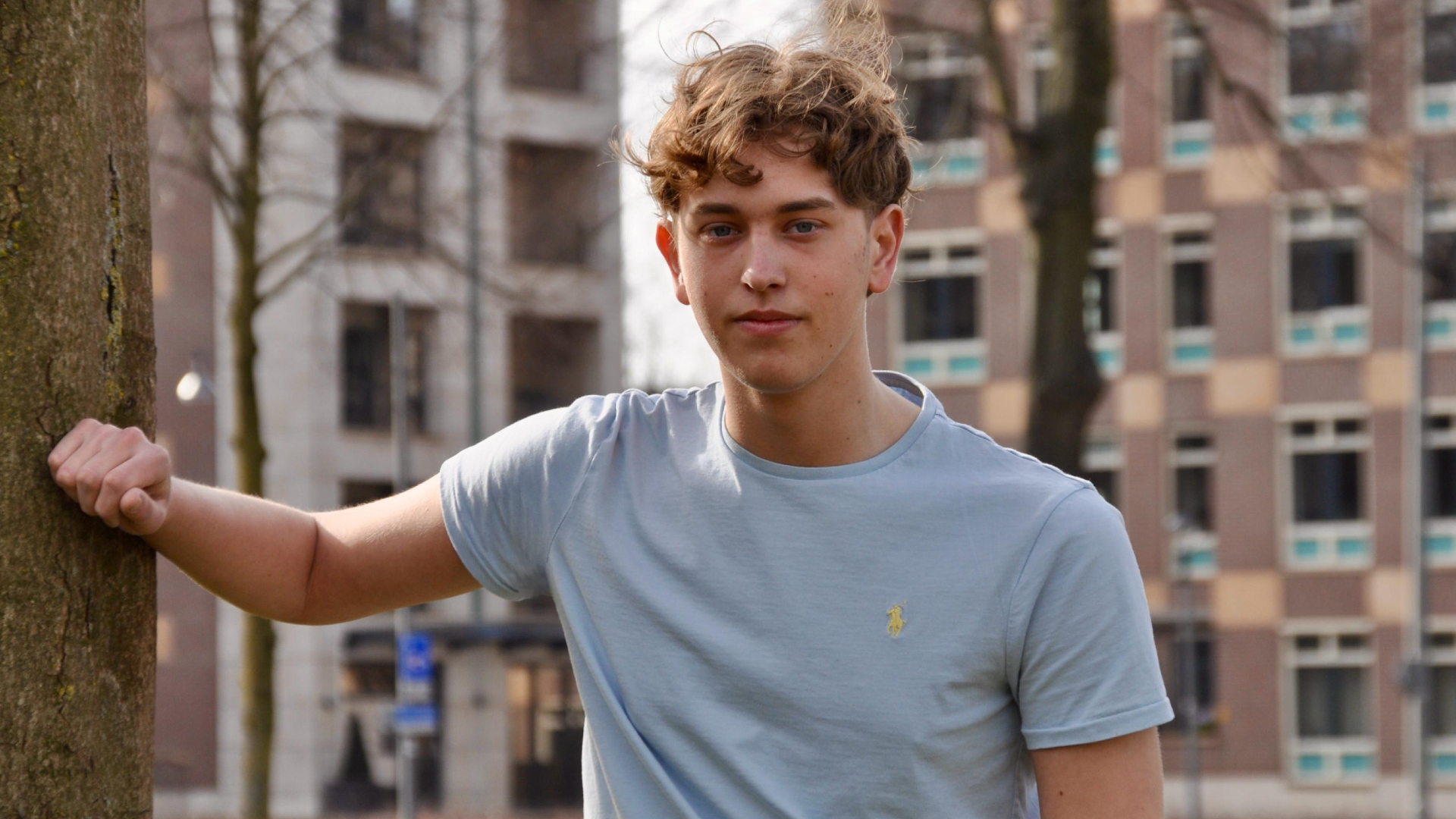 Sam bereikt honderdduizenden mensen met zijn videos over Helmond