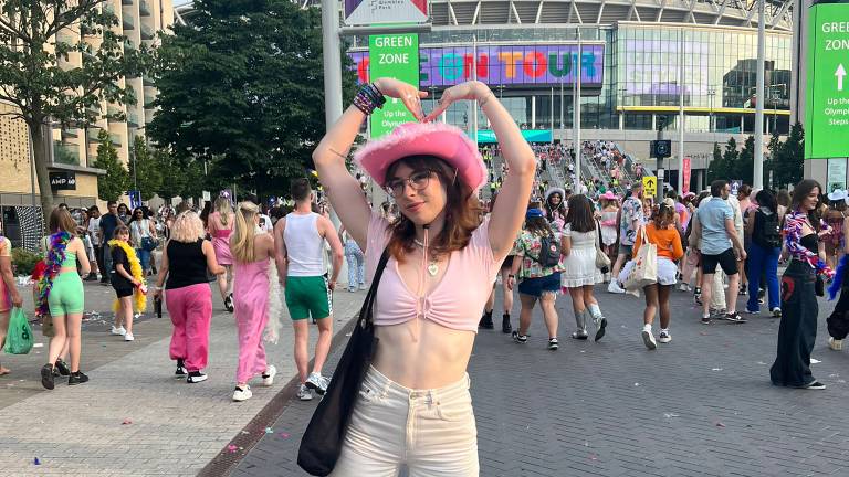 Helmondse Daphne gaat dertien keer naar Harry Styles: ‘Hij is een voorbeeld voor me’