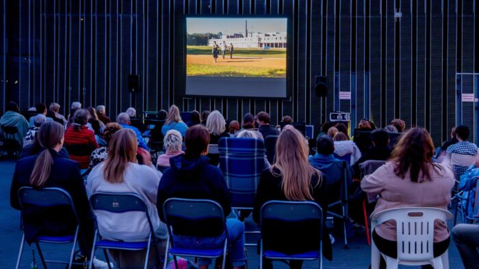 Buitenfilmavonden keren terug naar De Cacaofabriek: ‘Vorig jaar erg goed bevallen’