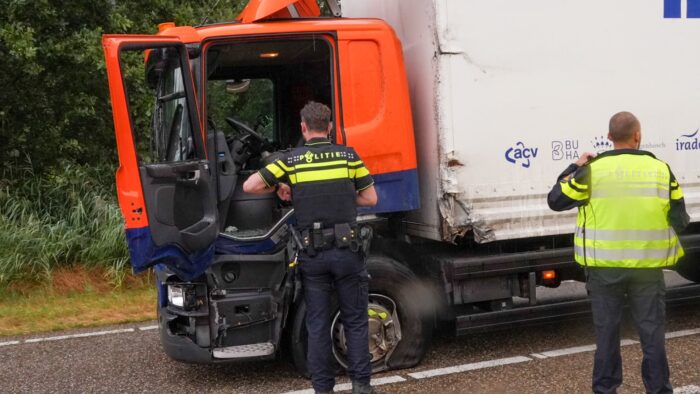 N279 tussen Helmond en Beek en Donk tijdelijk afgesloten door ongeluk