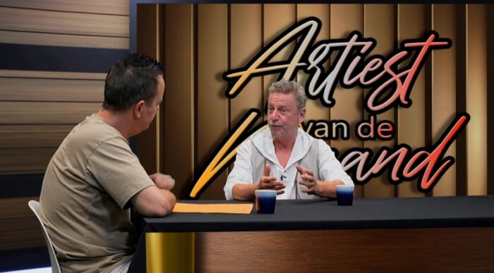 [VIDEO] Veelzijdige Helmonder Anton schuift aan bij Artiest van de Maand