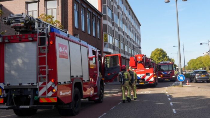 [UPDATE] Brandweer met veel materieel naar voormalig textielbedrijf in Helmond