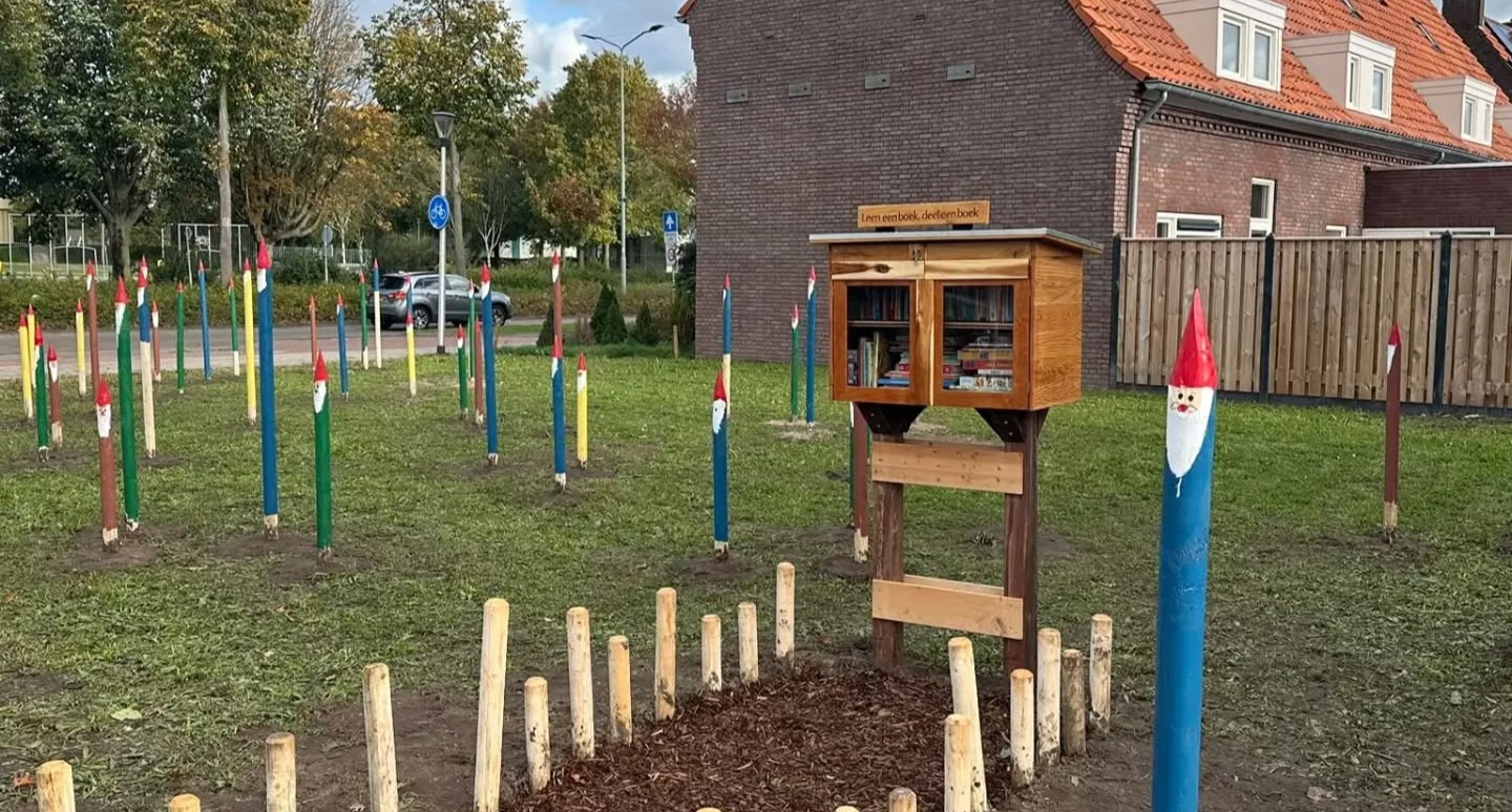 Bewoners fleuren braakliggend terrein in Leonarduswijk op met 75 kabouters