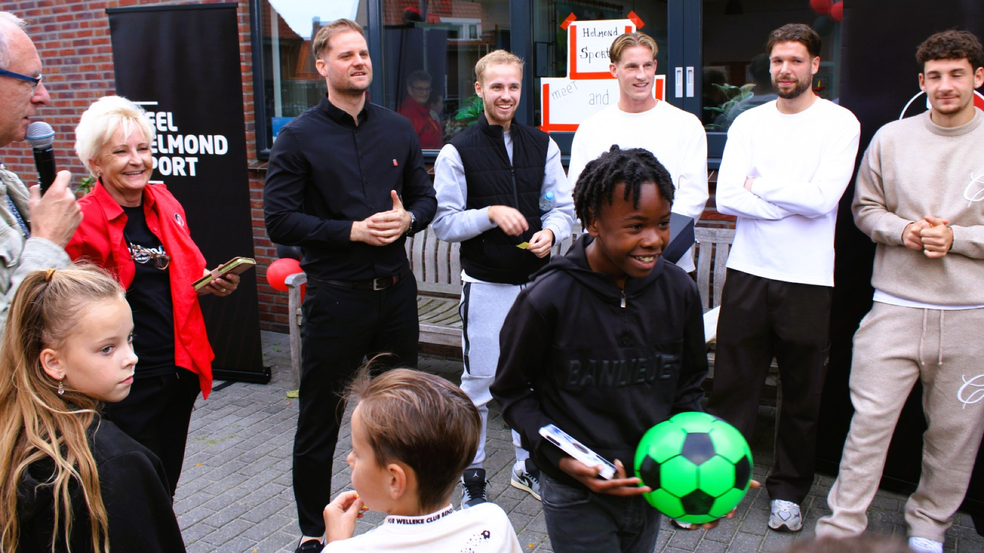 Meet and Greet met Helmond Sport bij Leonardus groot succes