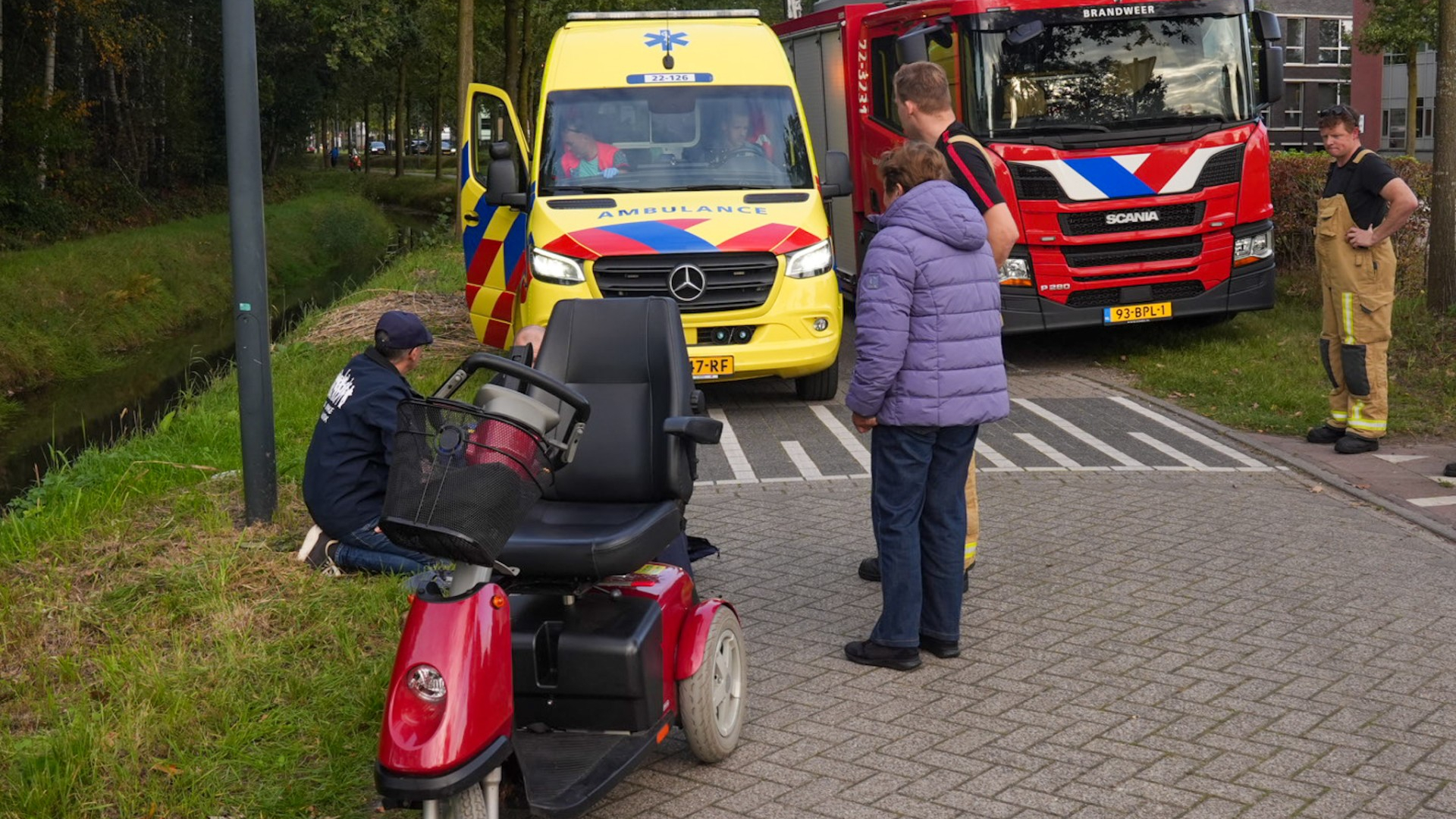 Man komt terecht onder scootmobiel op Schootense Dreef